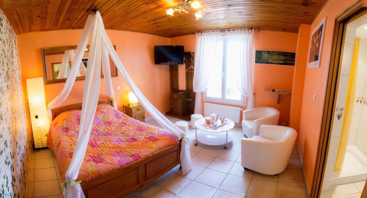 Domaine Bacchus Bed & Breakfast Reuil-sur-Marne Bagian luar foto