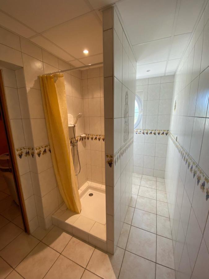 Domaine Bacchus Bed & Breakfast Reuil-sur-Marne Bagian luar foto