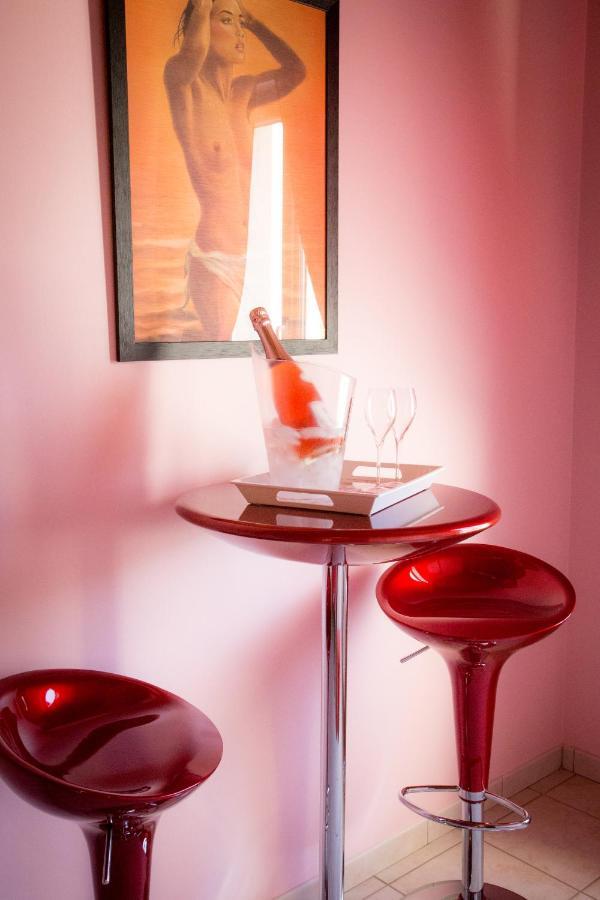Domaine Bacchus Bed & Breakfast Reuil-sur-Marne Bagian luar foto
