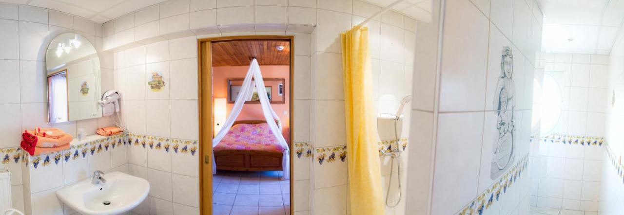 Domaine Bacchus Bed & Breakfast Reuil-sur-Marne Bagian luar foto